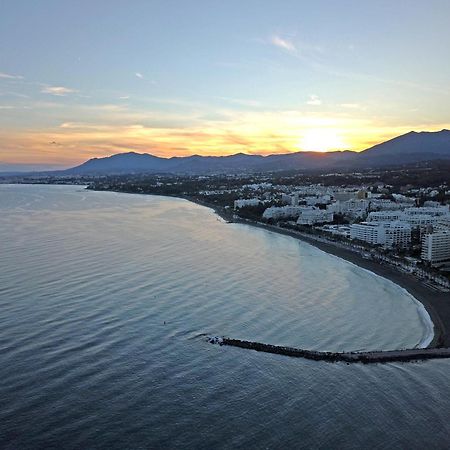 Lujoso Apartamento Con Piscina En Paseo Maritimo Marbella Exterior foto